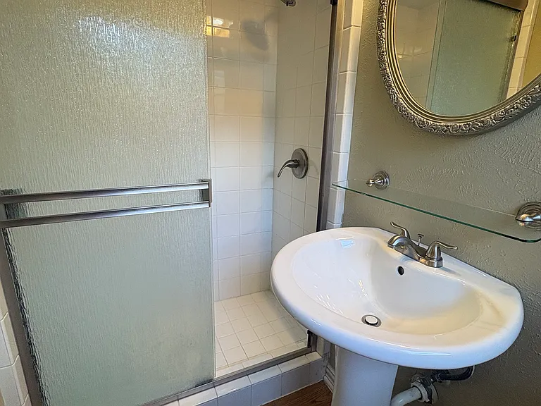 334 Linkwood Dr — Photo 13