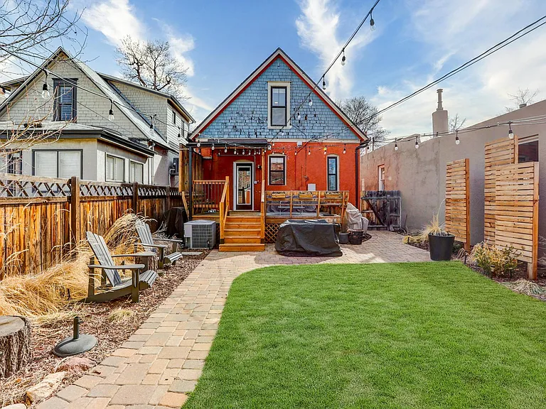 145 S Corona St — Photo 21