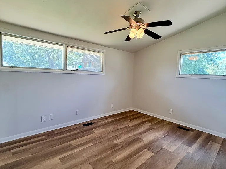 1207 Kingston Dr — Photo 10