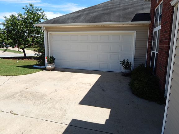 3rd image of 3007 Dotti Dr