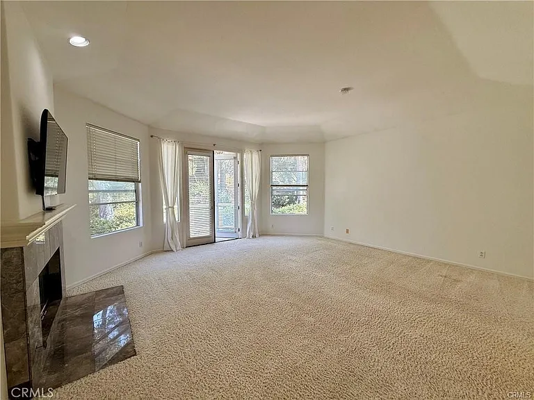 27461 Glenwood Dr — Photo 14
