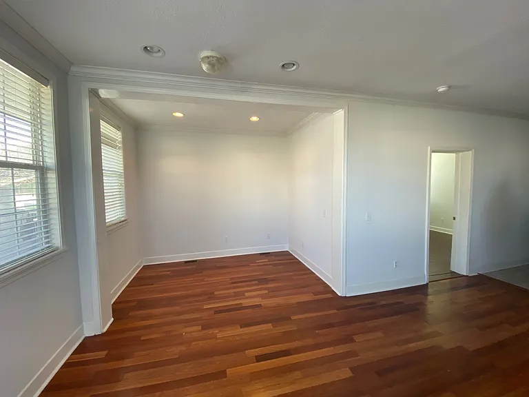 Living room-office area