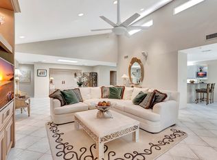 7185 Woodbridge Cir, Boca Raton, FL 33434