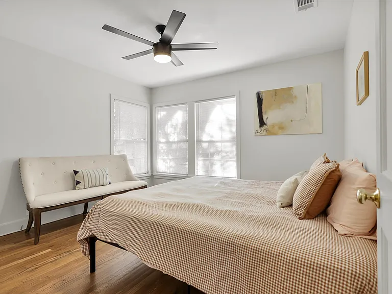 2206 Fowler Dr — Photo 7