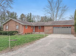 869 32nd Ave, Hudsonville, MI 49426