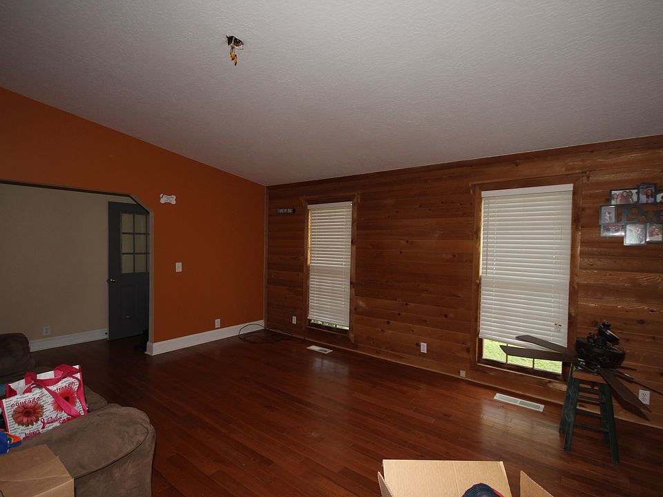 1st image of 132 Davidson Ln