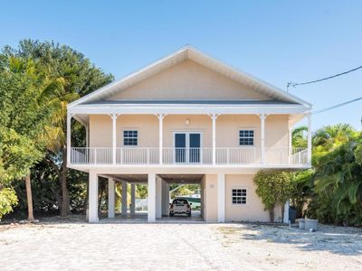 827 Caribbean Dr E, Summerland Key, FL, 33042
