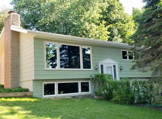 2521 25th St NW, Rochester, MN 55901