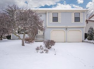 5054 Shannonbrook Dr, Columbus, OH 43221