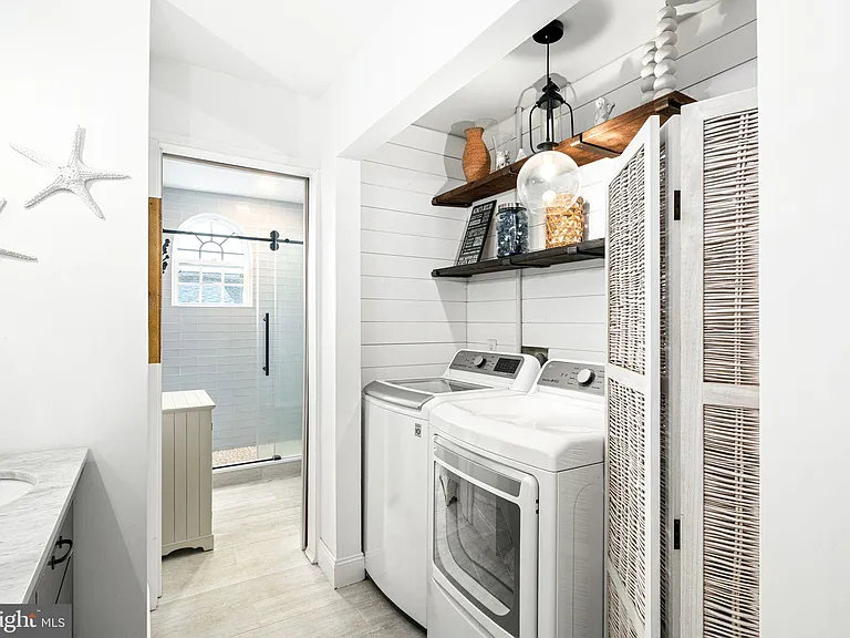 536 W Montgomery Ave — Photo 35