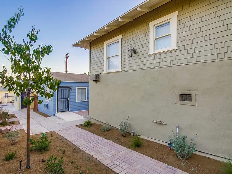 2491 J St — Photo 35