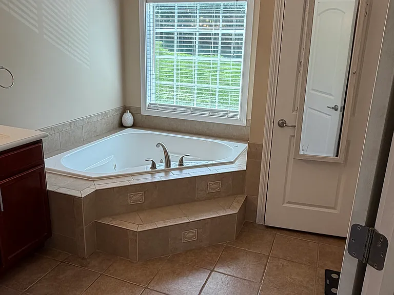 10720 Deep Woods Ln — Photo 17