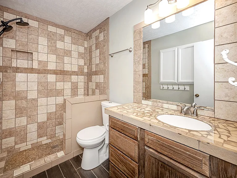 5836 Slater Cir — Photo 42