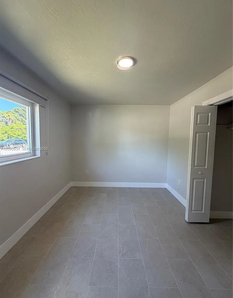 Cutler Ridge Sec 7 — Photo 2