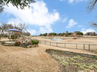210 Fairway Meadows Dr, Garland, TX 75044