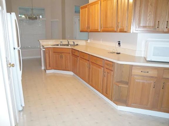 4th image of 1271 Lake Asbury Dr