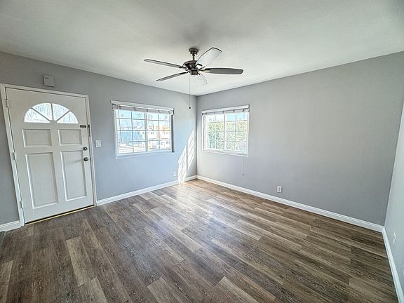 4th image of 708 Central Ave #B