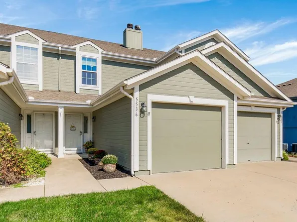 5536 NW Moonlight Meadow Dr, Lees Summit, MO 64064