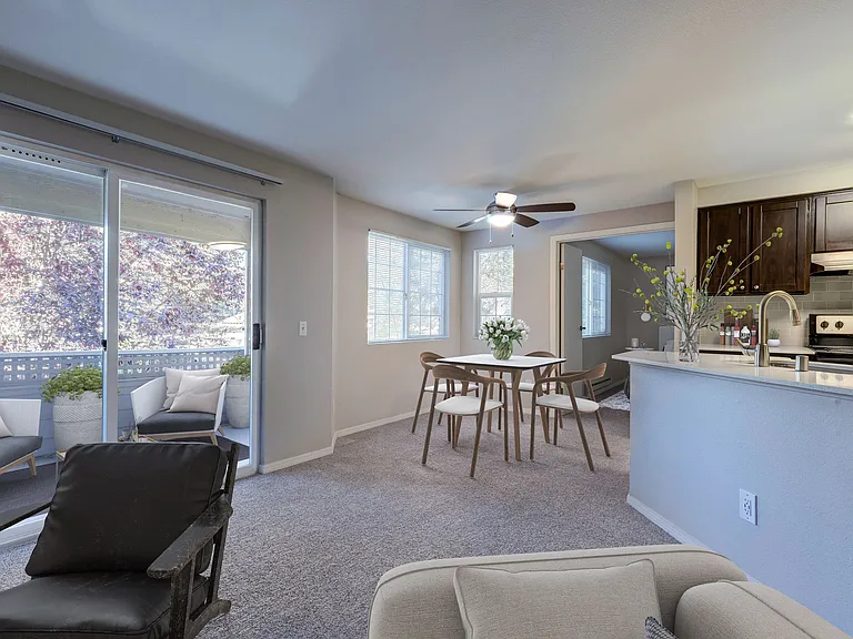 Bay Court at Harbour Pointe — Photo 26