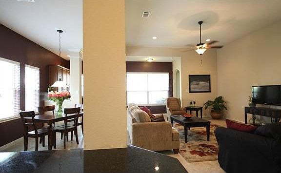 3rd image of 715 Walsh Hill Trl