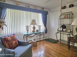 5 West Lake Drive #A, Manchester, NJ 08759