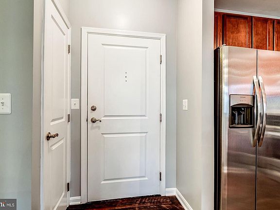 5th image of 2655 Prosperity Ave APT 229