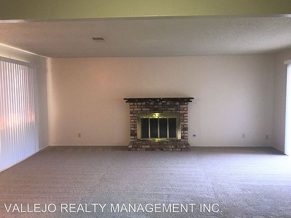 3rd image of 765 Pope Dr APT A