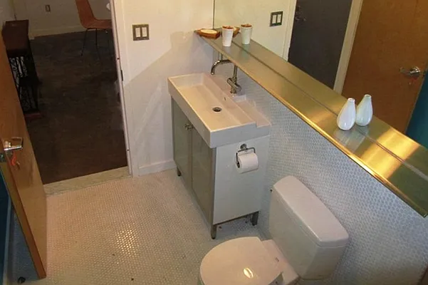 Rented by Corcoran | media 42