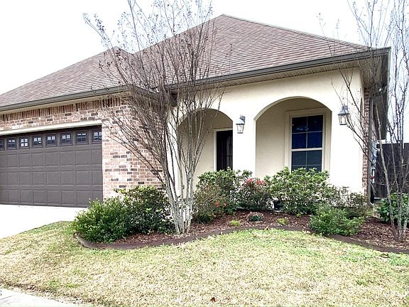 2nd image of 232 Rosemary Pl