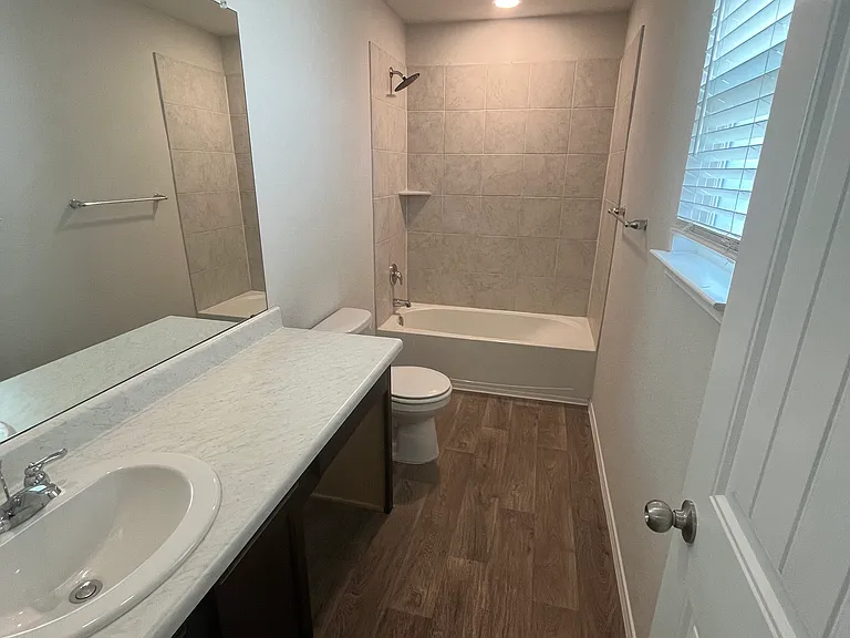 4226 Toledo Mist — Photo 13