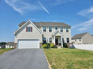 1802 Cameo Ct, Harrisburg, PA 17110