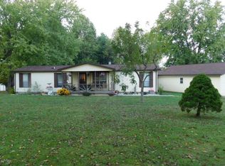 400 Cemetery St, Creal Springs, IL 62922