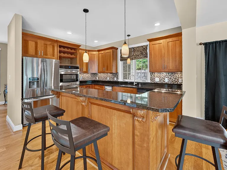 237 Golf Course Trl — Photo 4