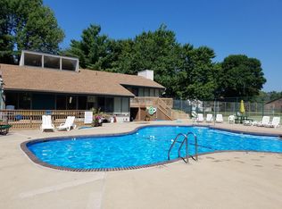 2201 Melrose Dr APT B, Champaign, IL 61820