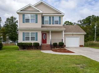 1900 Flintshire Dr, Chesapeake, VA 23323