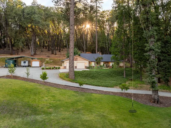 13692 Edgewood Dr, Grass Valley, CA 95945