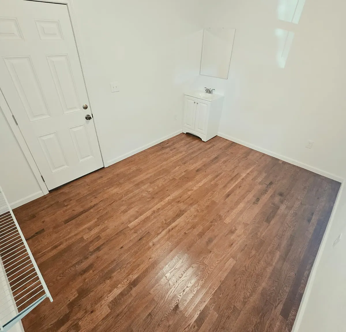 1 bed, 120 sqft, $599 — Photo 3