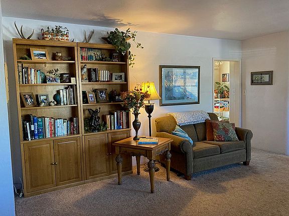 3rd image of 2133 Floral Ave