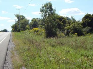 5800 Salt Rd, Clarence, NY 14031