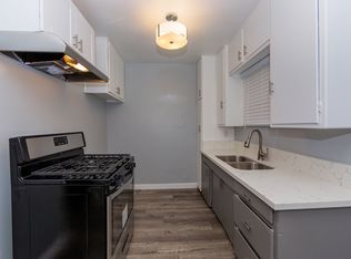 Beautiful 1 bedroom and 1 bath apartment centrally located in Long Beach!, Long Beach, CA 90813