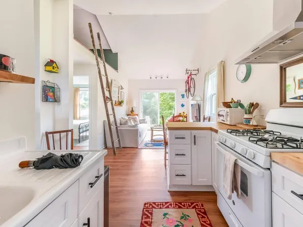 3309 Spector St, Durham, NC 27704