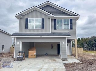 102 Hamilton Dr, Hinesville, GA 31313