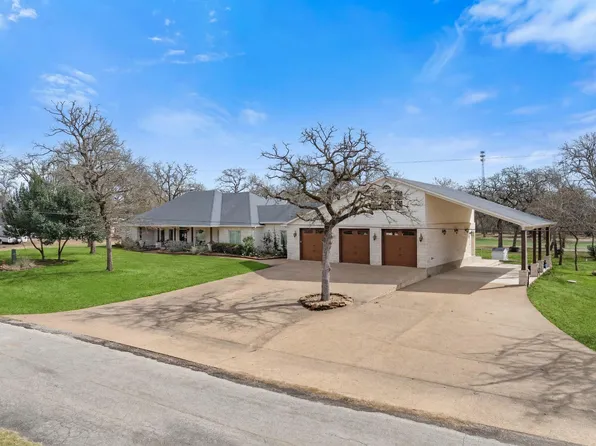 56 Sammy Snead Dr, Hilltop Lakes, TX 77871