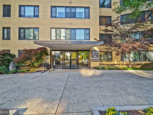 5410 Connecticut Ave NW APT 412, Washington, DC 20015