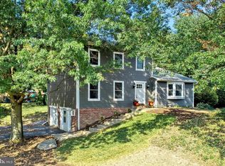 983 Woodridge Blvd, Lancaster, PA 17601