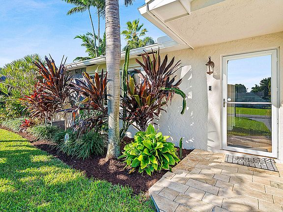 3rd image of 6885 Tradewind Way
