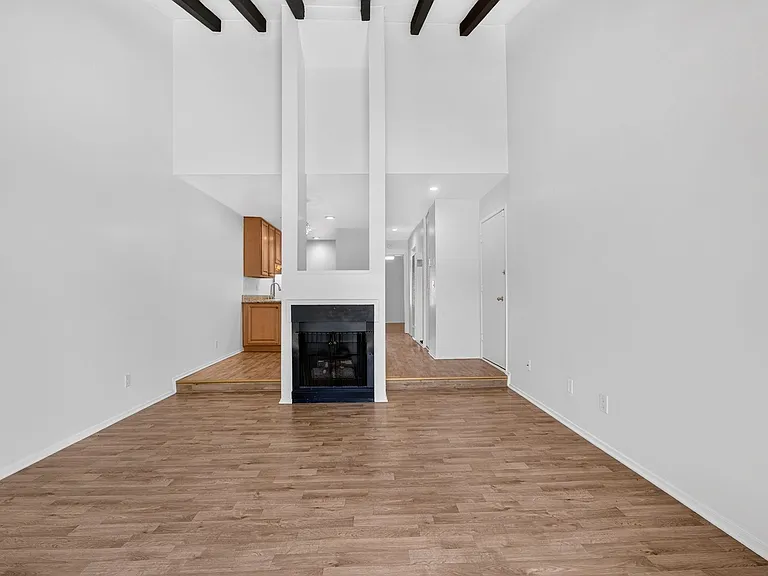 2562 Walnut Blvd #56 — Photo 3