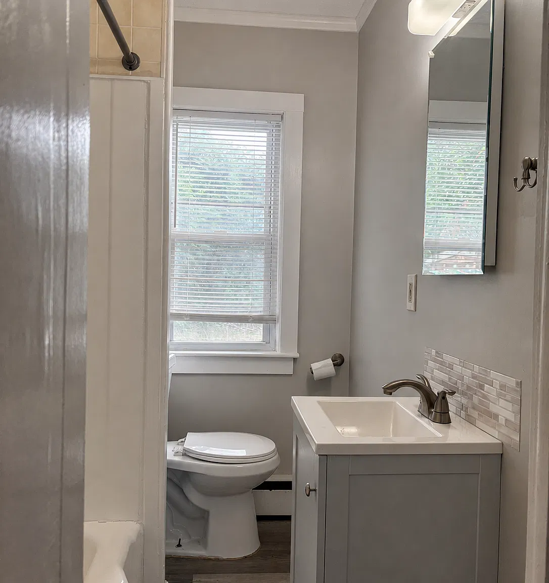 2 bed, 900 sqft, $1,550 — Photo 3