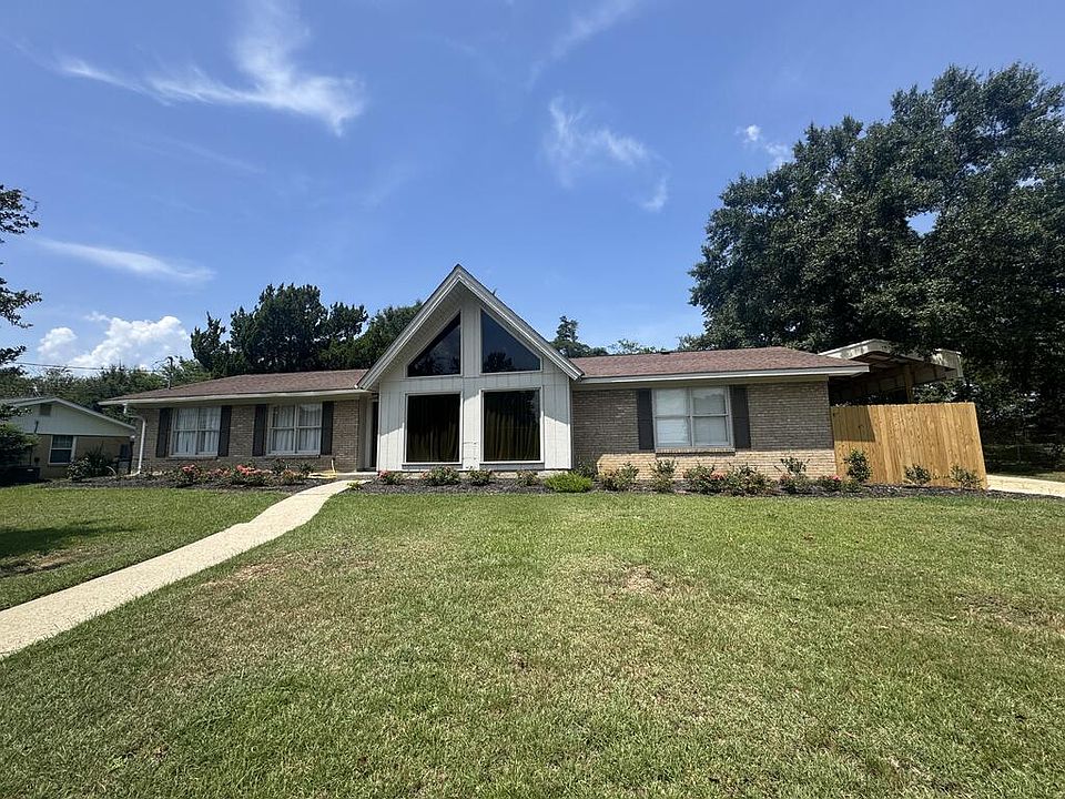 1st image of 1807 Westover Dr