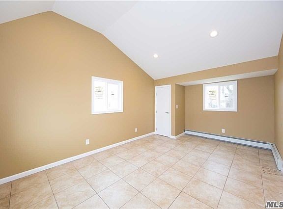 4th image of 109 Brittle Ln